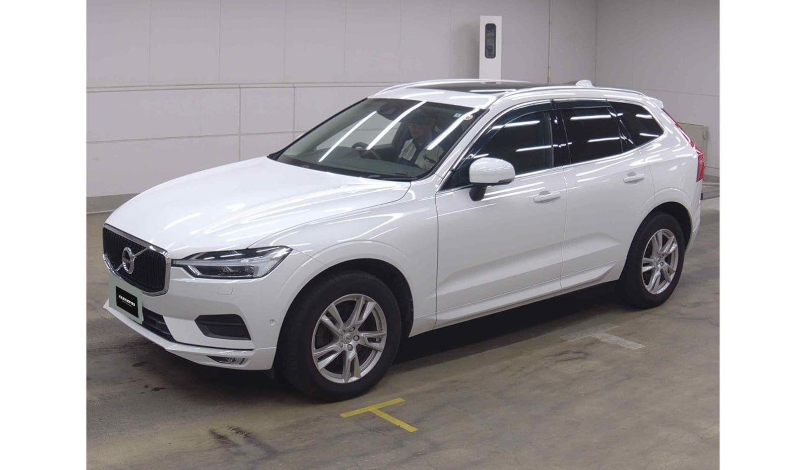 2018 Volvo XC60 image-2