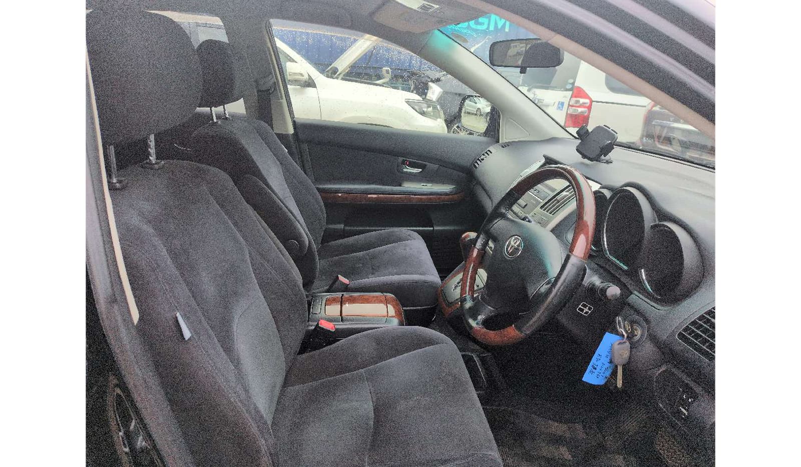 2012 Toyota Harrier image-5