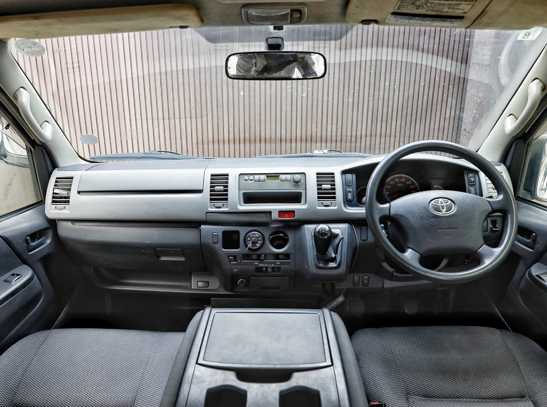 2012 Toyota Hiace Long DX image-7