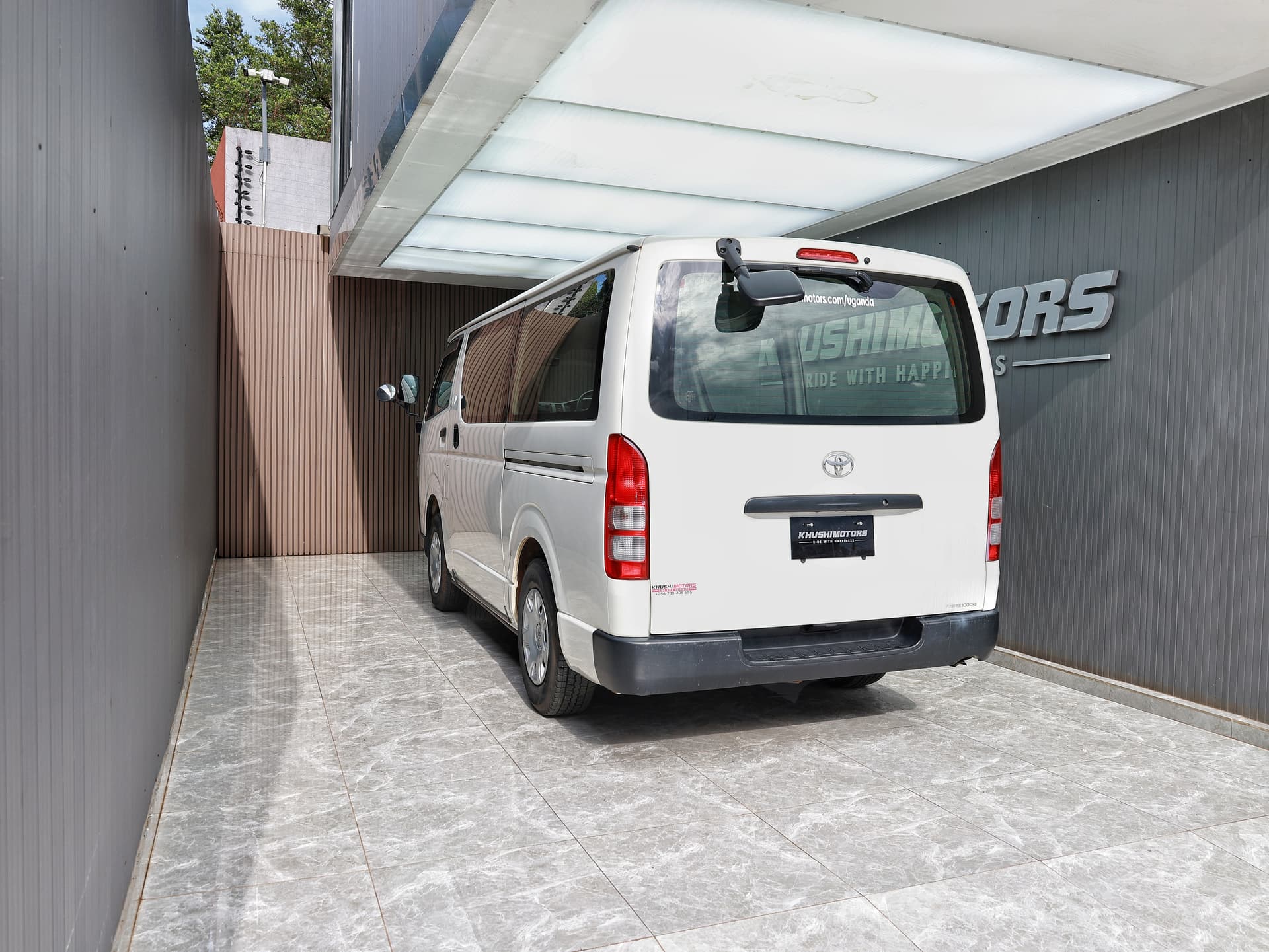 2012 Toyota Hiace Long DX image-4