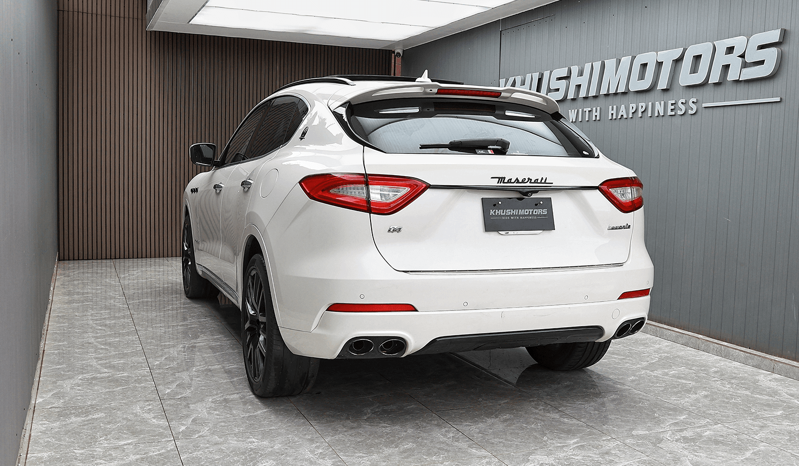 2017 Maserati Levante Base Grade image-6