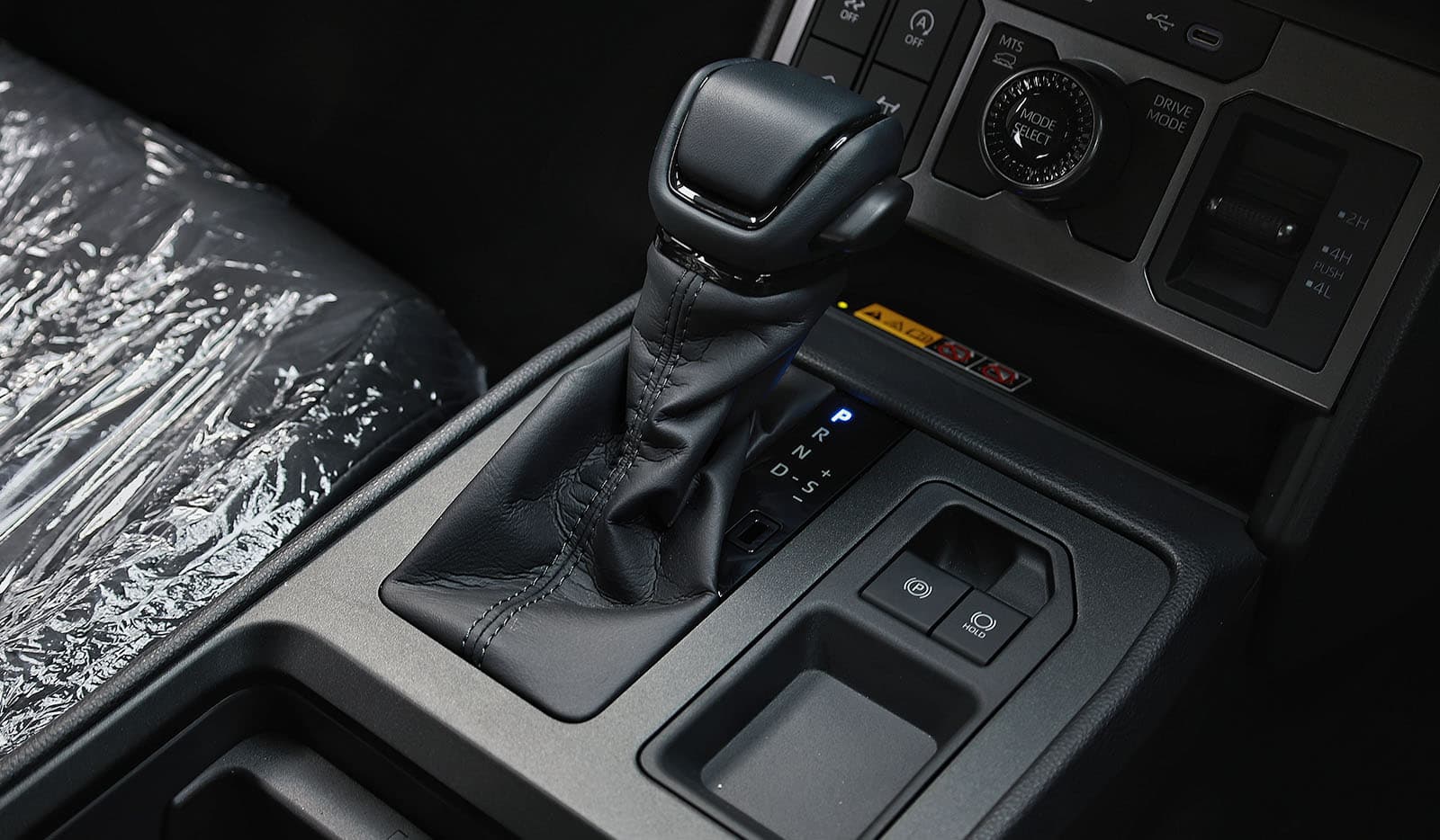 2026 Toyota Hilux Travo Overland image-10