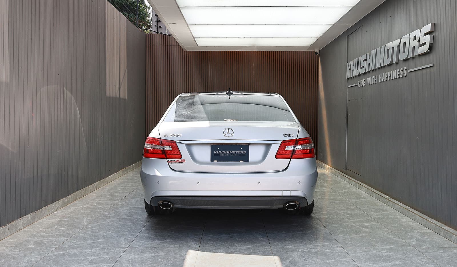 2011 Mercedes-Benz E-Class E250 image-5