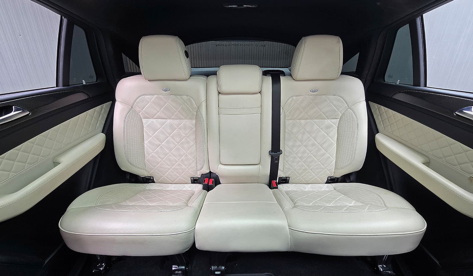 2019 Mercedes-Benz GLE-Class 4 Matic image-13