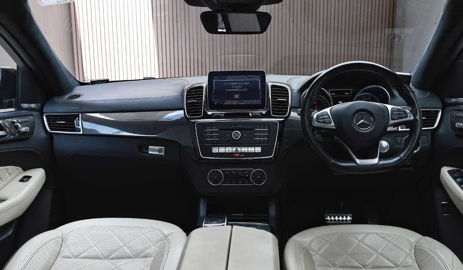 2019 Mercedes-Benz GLE-Class 4 Matic image-9