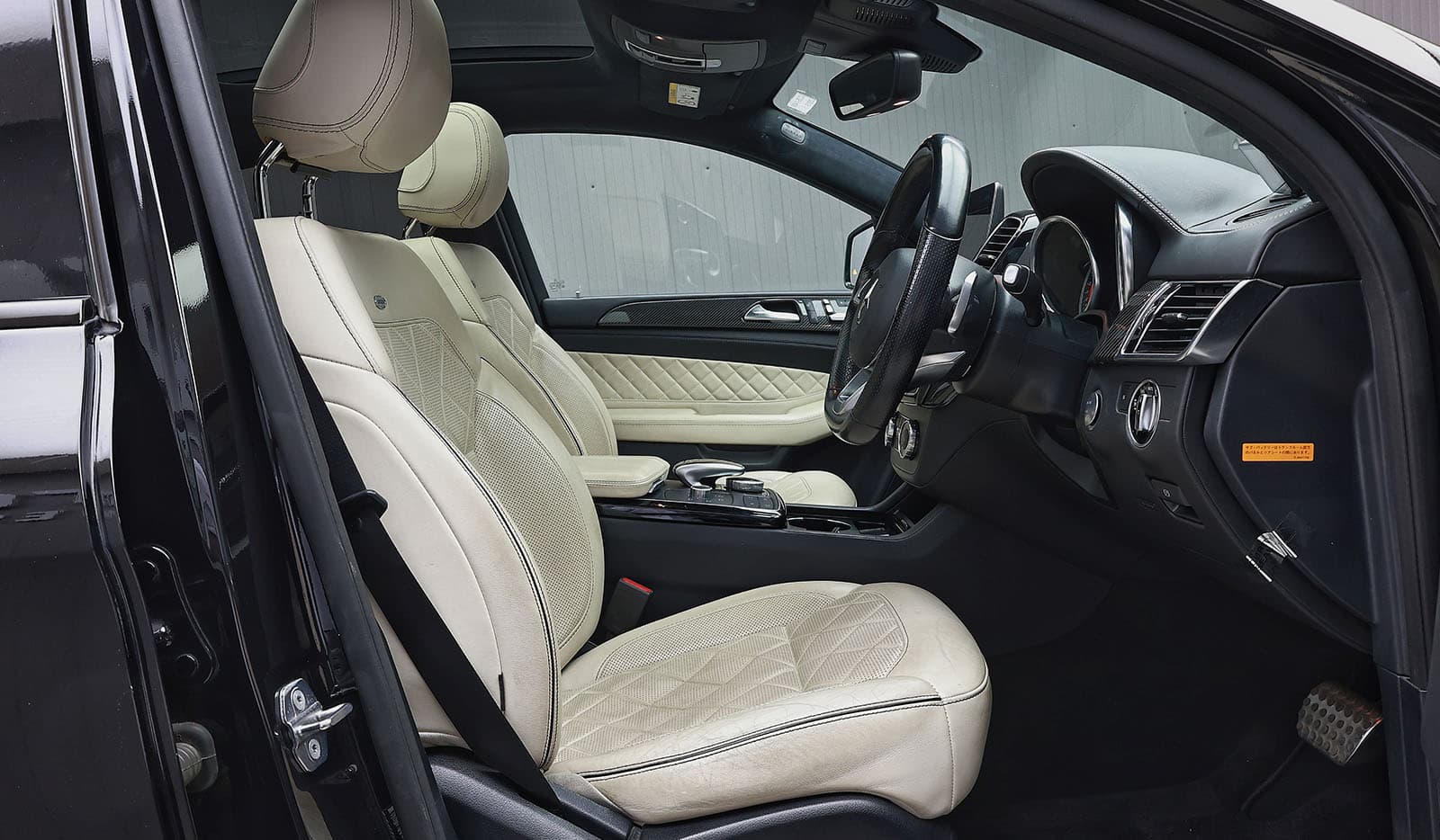 2019 Mercedes-Benz GLE-Class 4 Matic image-7